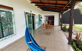 Auberge De Jeunesse Oasis Natural En Un Paraiso Tropical À